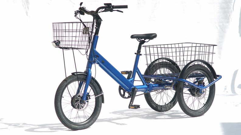 joytrike Dreirad Neigetechnik nach links.JPG